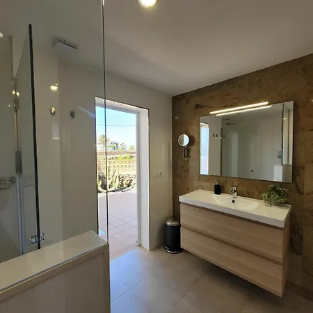 Volcanes, Big House, Gardens Heated Pool