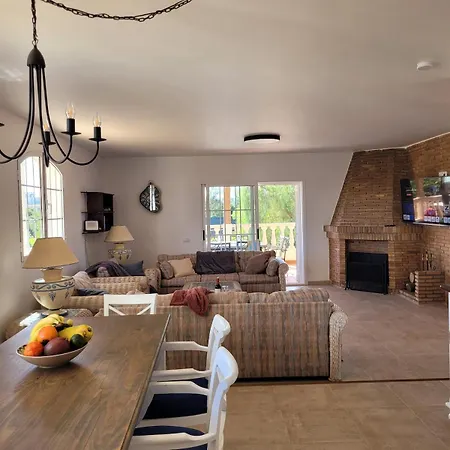 Volcanes, Big House, Gardens Heated Pool