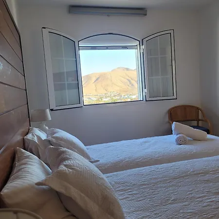 Volcanes, Big House, Gardens Heated Pool Tatil Evi *