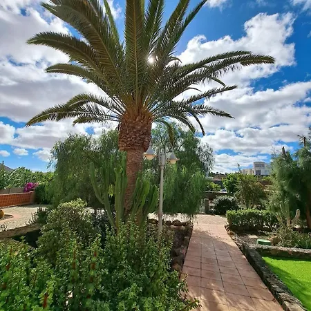 Tatil Evi Volcanes, Big House, Gardens Heated Pool La Oliva