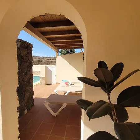 Volcanes, Big House, Gardens Heated Pool * La Oliva