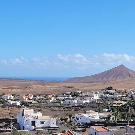 Volcanes, Big House, Gardens Heated Pool La Oliva