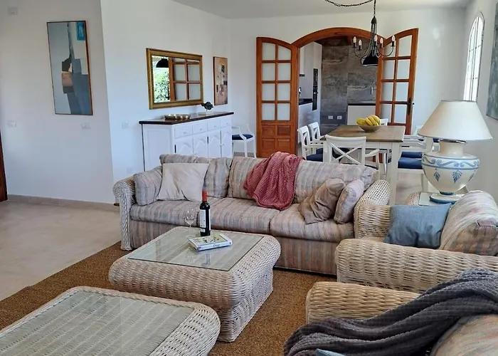 Volcanes, Big House, Gardens Heated Pool